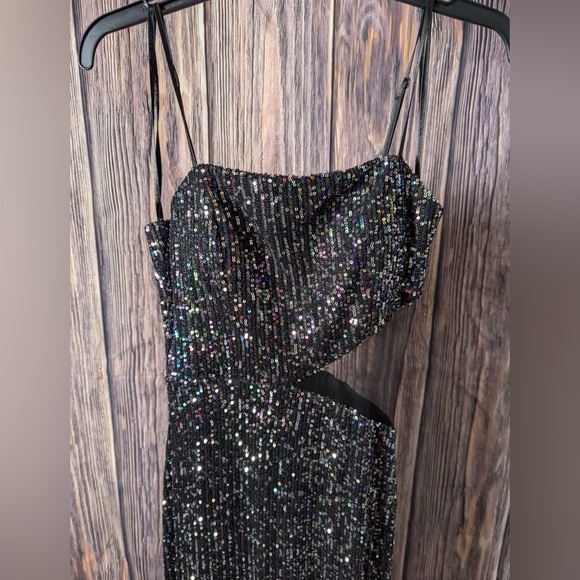 Trixxi Prom Dress - Picture 3 of 5